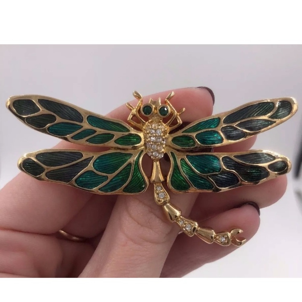 GREEN ENAMEL AND GOLD TONE DRAGONFLY BROOCH PIN